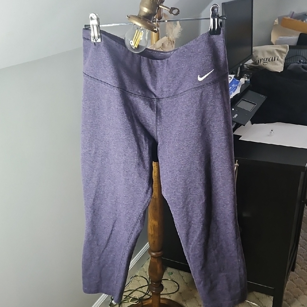 Nike‎ Women Purple Leggings